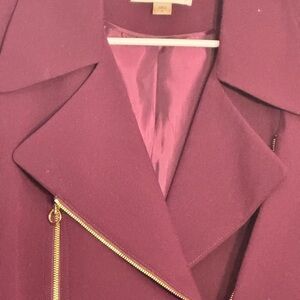 Calvin Klein Women's Deep Purple‎ Gold Zipper Size 6 Asymmetrical Zip Jacket